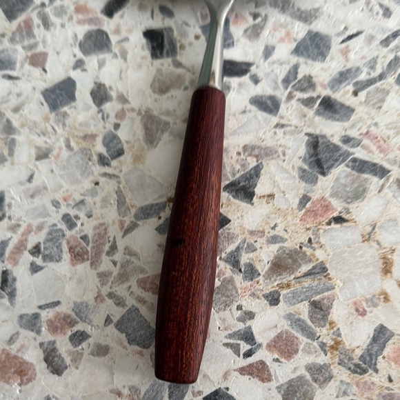 Stainless Steel Cheese Slicer with Wooden Handle - Picture 4 of 6